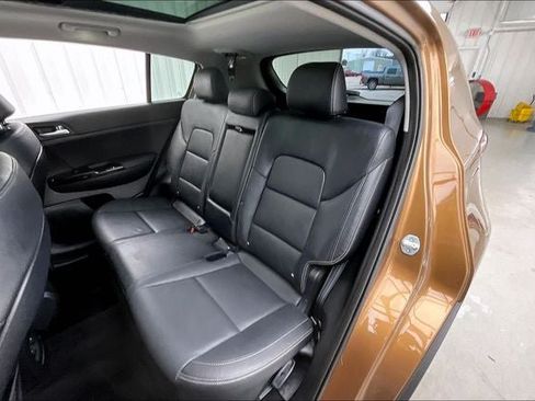 Used 2020 Kia Sportage EX w/ Option Group 15 AWD/4WD image 20