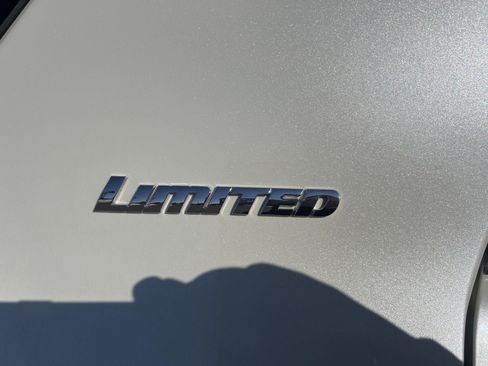 Used 2023 Toyota 4Runner Limited image 8