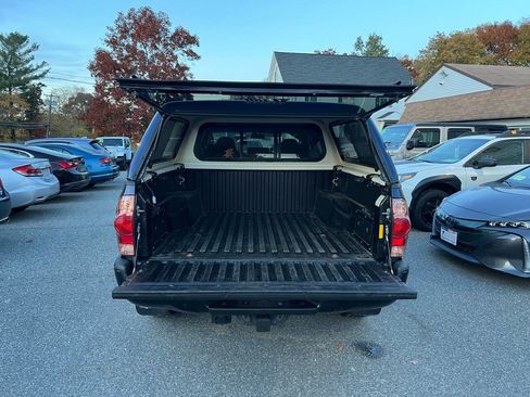 Used 2012 Toyota Tacoma 4x4 Double Cab image 36