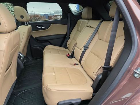 Used 2023 Chevrolet Blazer Premier w/ Driver Confidence II Package image 18