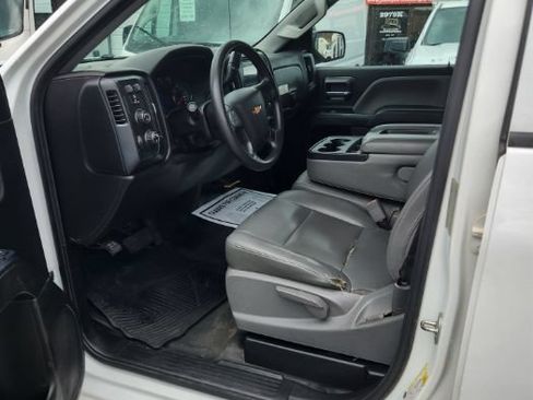Used 2019 Chevrolet Silverado 1500 W/T w/ WT Convenience Package AWD/4WD image 3