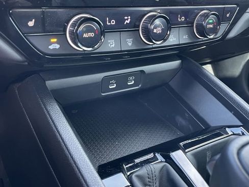 Used 2024 Honda Accord EX-L image 19