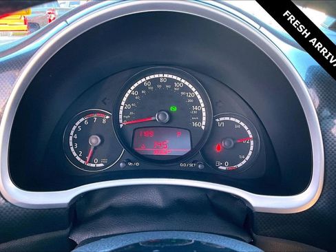 Used 2013 Volkswagen Beetle 2.0T image 13