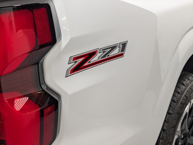 New 2026 Chevrolet Colorado Z71 w/ Technology Package AWD/4WD image 4