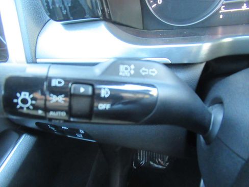 Used 2022 Kia Sorento SX image 24