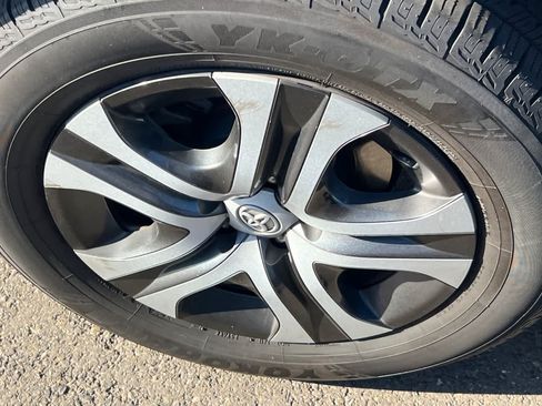 Used 2017 Toyota RAV4 LE w/ Carpet Mat Package FWD image 17