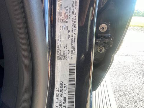 Used 2020 RAM 1500 Limited AWD/4WD image 34