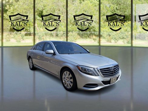 Used 2014 Mercedes-Benz S 550 Sedan image 3
