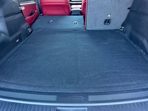 Used 2024 Jeep Wagoneer Launch Edition image 18