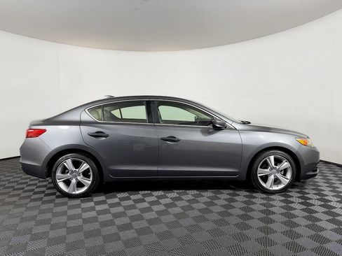 Used 2014 Acura ILX w/ Technology Package FWD image 7