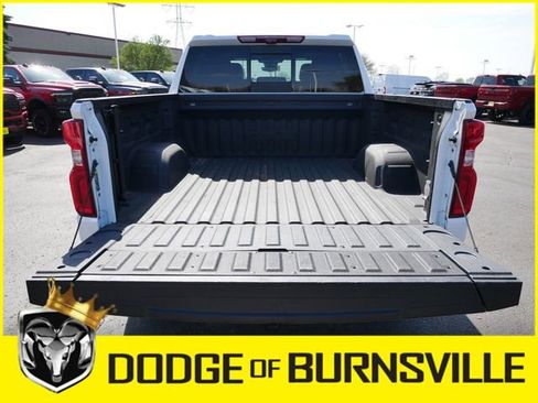 Used 2024 Chevrolet Silverado 1500 High Country w/ High Country Premium Package AWD/4WD image 13