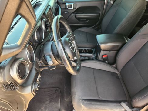 Used 2021 Jeep Wrangler Unlimited Sport AWD/4WD image 14
