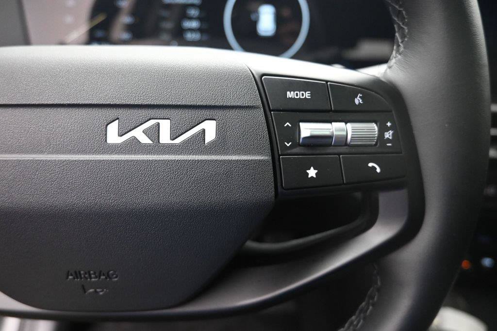 Used 2026 Kia Sportage SX FWD image 14