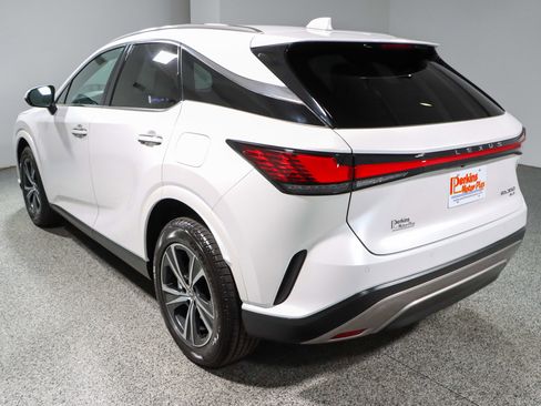 Used 2023 Lexus RX 350 Premium w/ Cold Area Package AWD/4WD image 9