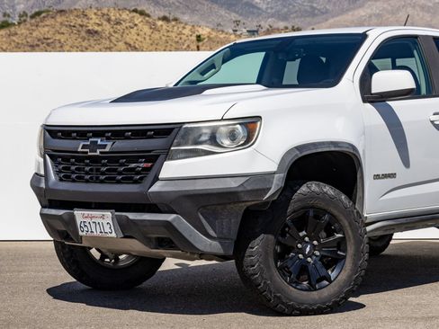 Used 2018 Chevrolet Colorado ZR2 w/ ZR2 Dusk Special Edition AWD/4WD image 2