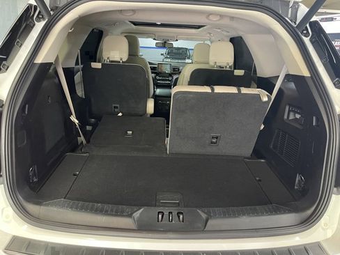 Certified 2021 Ford Explorer Limited w/ Equipment Group 301A image 15