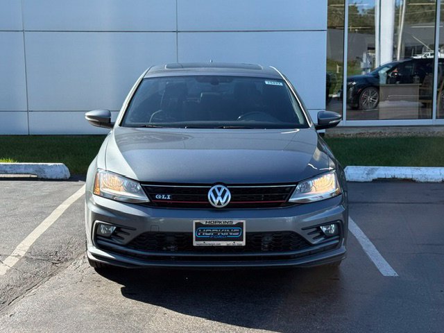 Used 2017 Volkswagen Jetta GLI FWD image 3