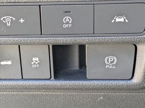 Used 2023 Hyundai Sonata SE image 13