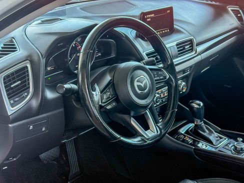 Used 2017 MAZDA MAZDA3 Grand Touring FWD image 4