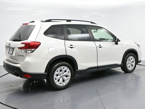 Used 2021 Subaru Forester AWD/4WD image 7