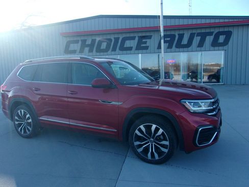 Used 2022 Volkswagen Atlas SEL Premium image 1