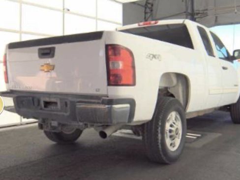 Used 2013 Chevrolet Silverado 2500 LT w/ Interior Plus Package image 7