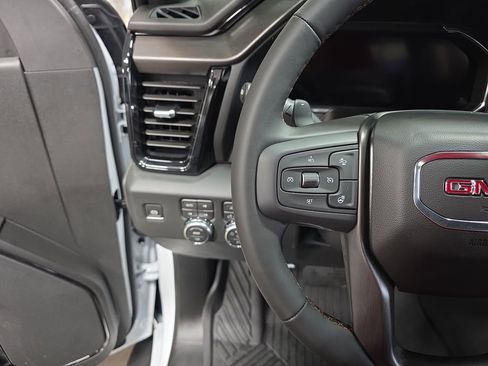 New 2026 GMC Sierra 1500 AT4 w/ AT4 Premium Package image 16
