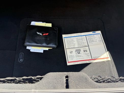 Used 1998 Chevrolet Corvette Convertible w/ Memory Pkg RWD image 17