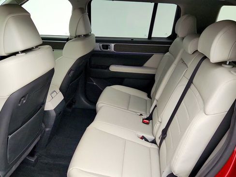 Used 2024 Hyundai Santa Fe Limited AWD/4WD image 21