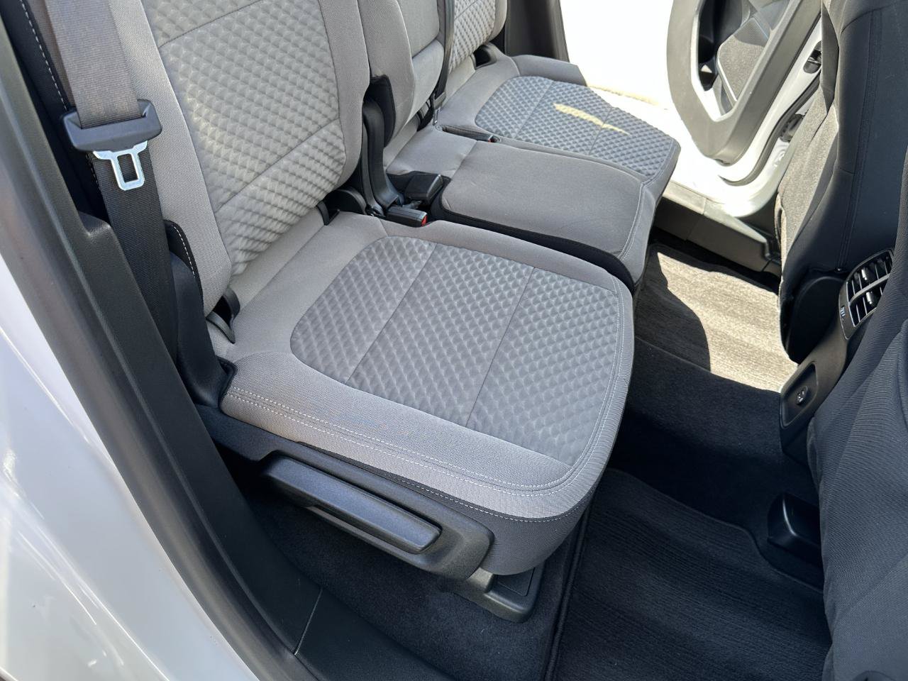 Used 2021 Ford Escape SE w/ Convenience Package AWD/4WD image 37
