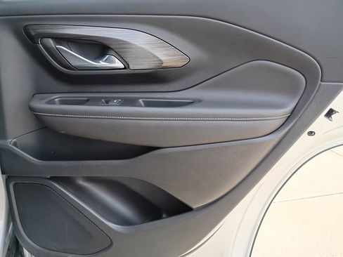 Certified 2022 GMC Terrain SLT image 14