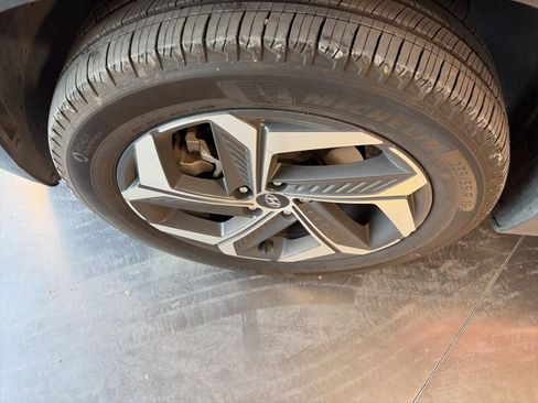 Used 2023 Hyundai Tucson SEL w/ Convenience Package image 17