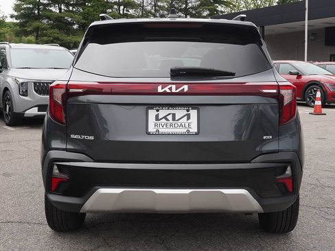 Used 2024 Kia Seltos EX AWD/4WD image 12