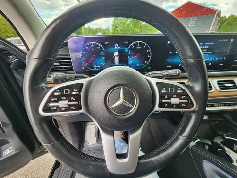 Used 2020 Mercedes-Benz GLS 450 4MATIC image 25