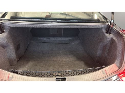 Used 2018 Cadillac XTS Luxury image 16