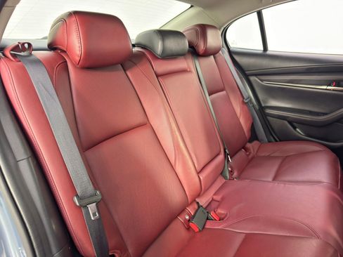 Used 2023 MAZDA MAZDA3 s image 36