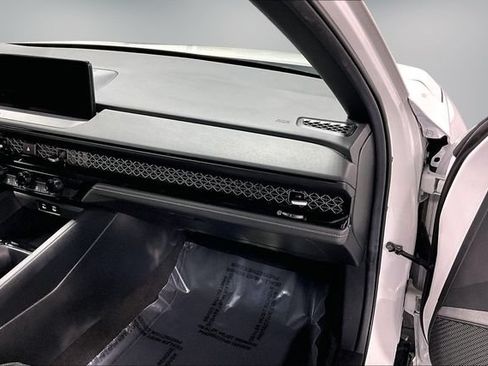 Used 2024 Honda Accord Sport image 25