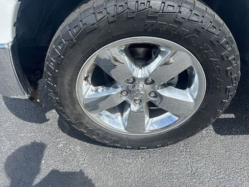 Used 2018 RAM 1500 Big Horn image 9