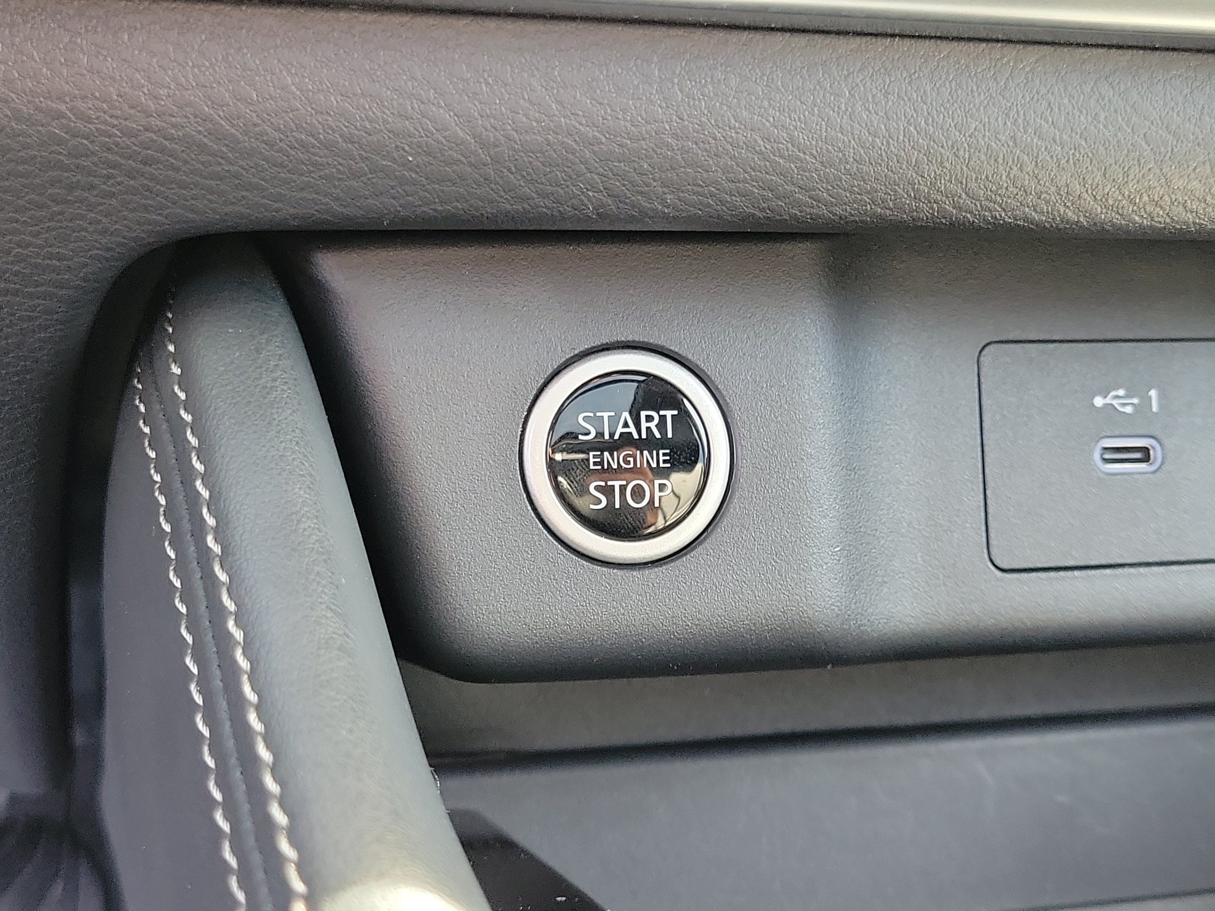 Used 2023 Nissan Rogue SL w/ SL Premium Package AWD/4WD image 28