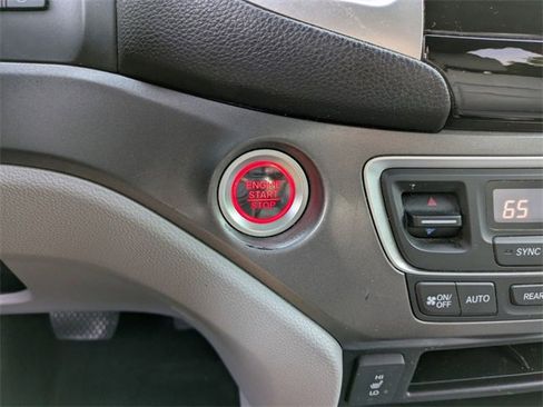 Used 2017 Honda Pilot EX-L image 32