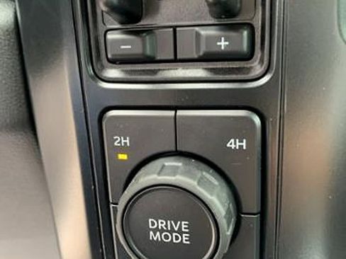 New 2024 Ford F250 Lariat w/ Lariat Ultimate Package image 25