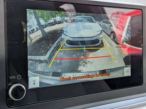 Used 2024 Toyota Tacoma TRD Sport image 7