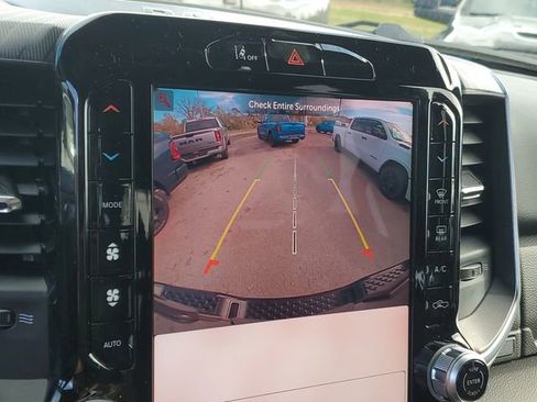 New 2026 RAM 1500 4x4 Crew Cab image 11