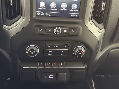 Used 2022 Chevrolet Silverado 1500 Custom image 21