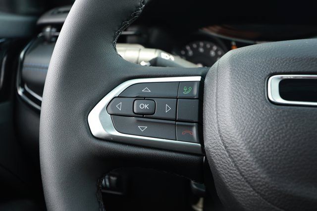 New 2026 Jeep Compass Latitude AWD/4WD image 13