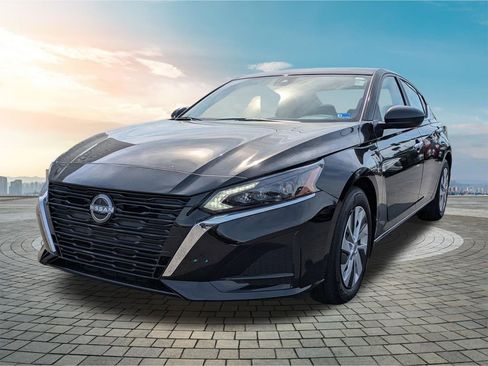 Certified 2025 Nissan Altima 2.5 S image 9