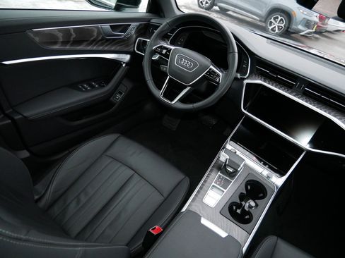 Used 2024 Audi A6 Premium Plus image 9