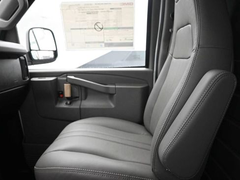 New 2025 GMC Savana 2500 w/ Driver Convenience Package RWD image 15
