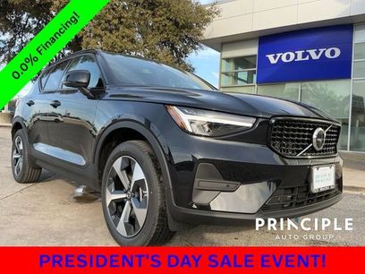 New 2026 Volvo XC40 B5 Core