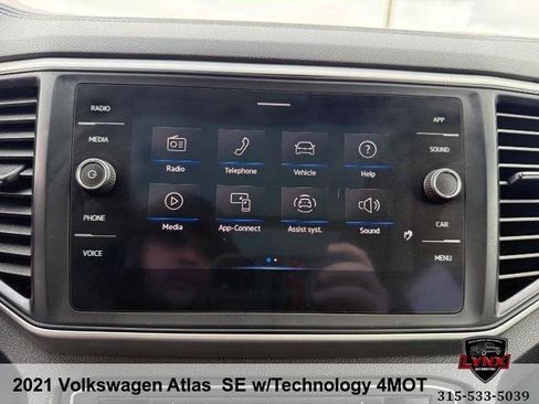 Used 2021 Volkswagen Atlas SE w/ Panoramic Sunroof Package image 20